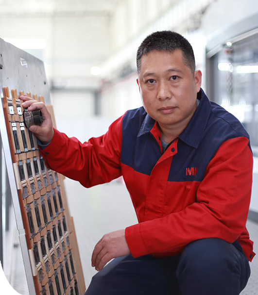 平壓機型負責講師